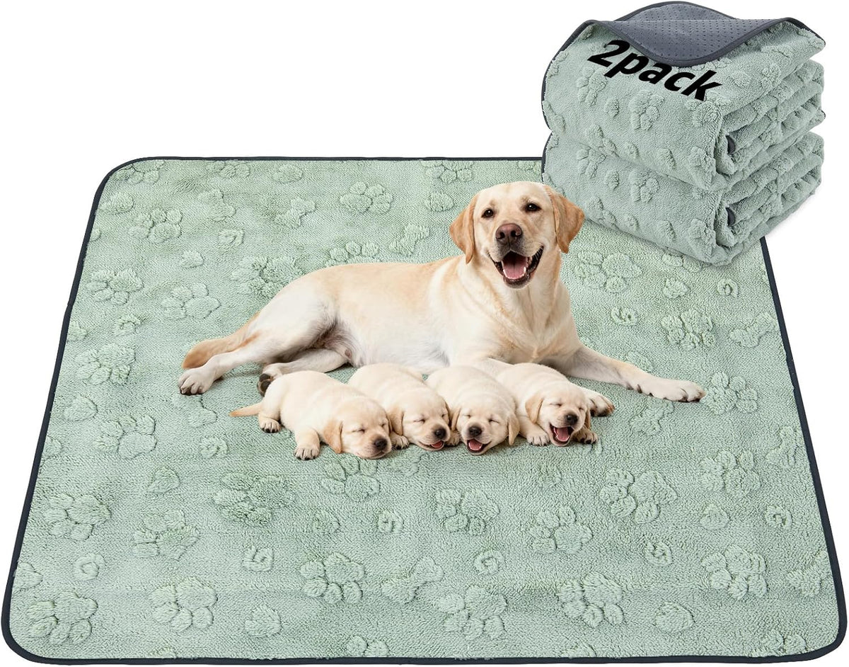 LOOBANI reusable dog pad for whelping, puppy training, and crate protection.