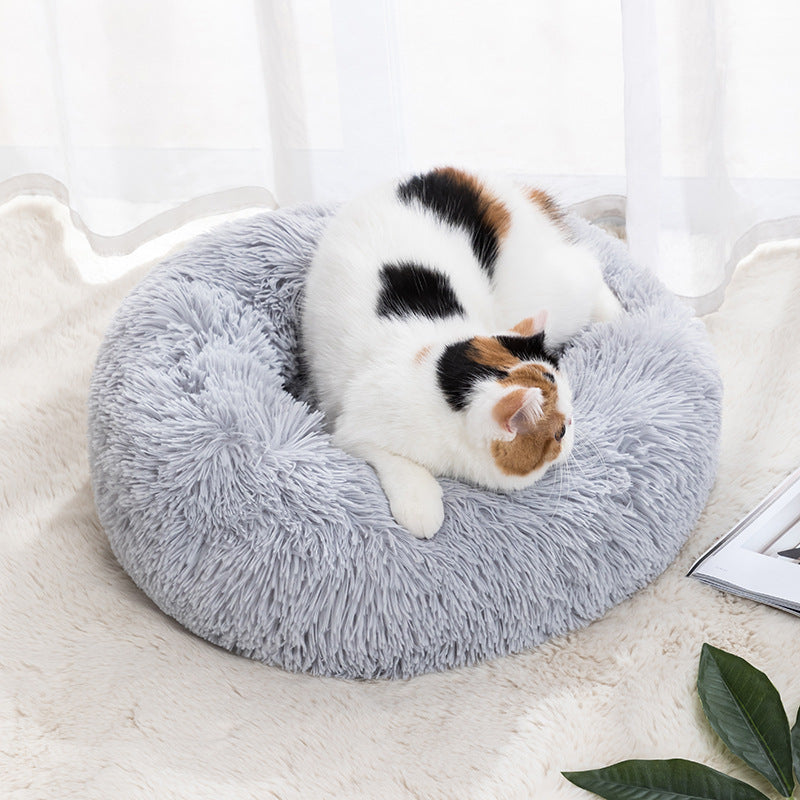 Cozy Winter Pet Bed — Soft & Warm Cat Nest
