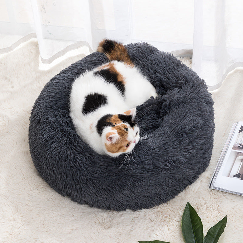 Cozy Winter Pet Bed — Soft & Warm Cat Nest